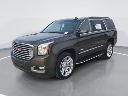 Used 2019 GMC Yukon SLT w/ Premium Edition image 7