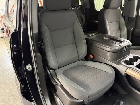 Used 2020 Chevrolet Silverado 1500 RST AWD/4WD image 21