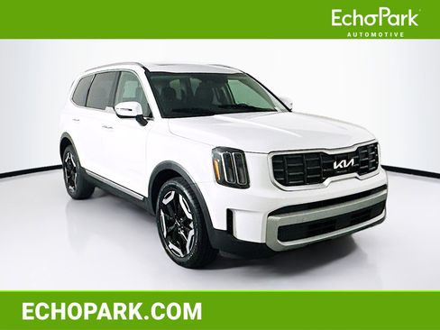 Used 2025 Kia Telluride S image 1
