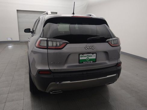 Used 2020 Jeep Cherokee Limited image 6