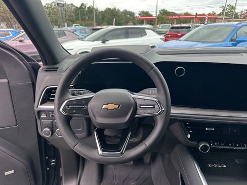 New 2026 Chevrolet Tahoe Premier image 2