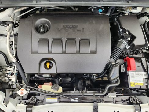 Used 2019 Toyota Corolla LE image 31