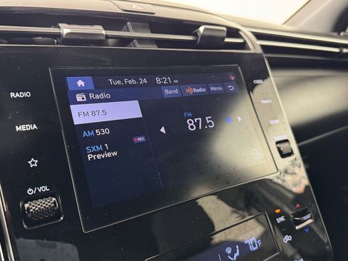 Used 2024 Hyundai Santa Cruz SEL image 16