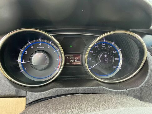 Used 2012 Hyundai Sonata Limited w/ Navigation Pkg FWD image 15