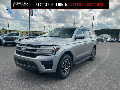 Used 2024 Ford Expedition XLT