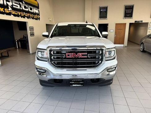 Used 2016 GMC Sierra 1500 SLE w/ SLE Value Package AWD/4WD image 3
