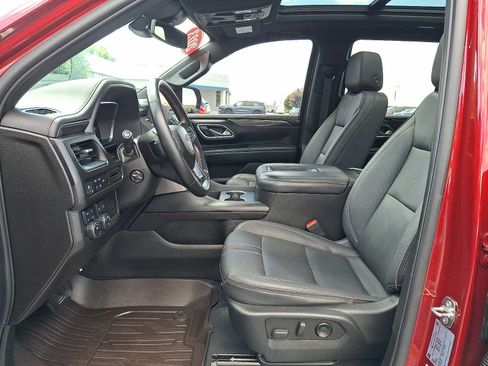 Used 2023 Chevrolet Tahoe RST w/ Luxury Package AWD/4WD image 15