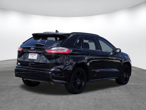 Certified 2022 Ford Edge ST-Line w/ Cargo Accessory Package AWD/4WD image 4