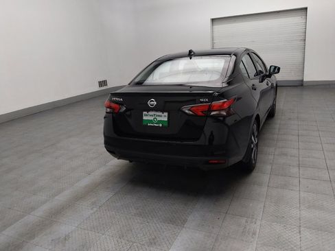 Used 2022 Nissan Versa SR image 9