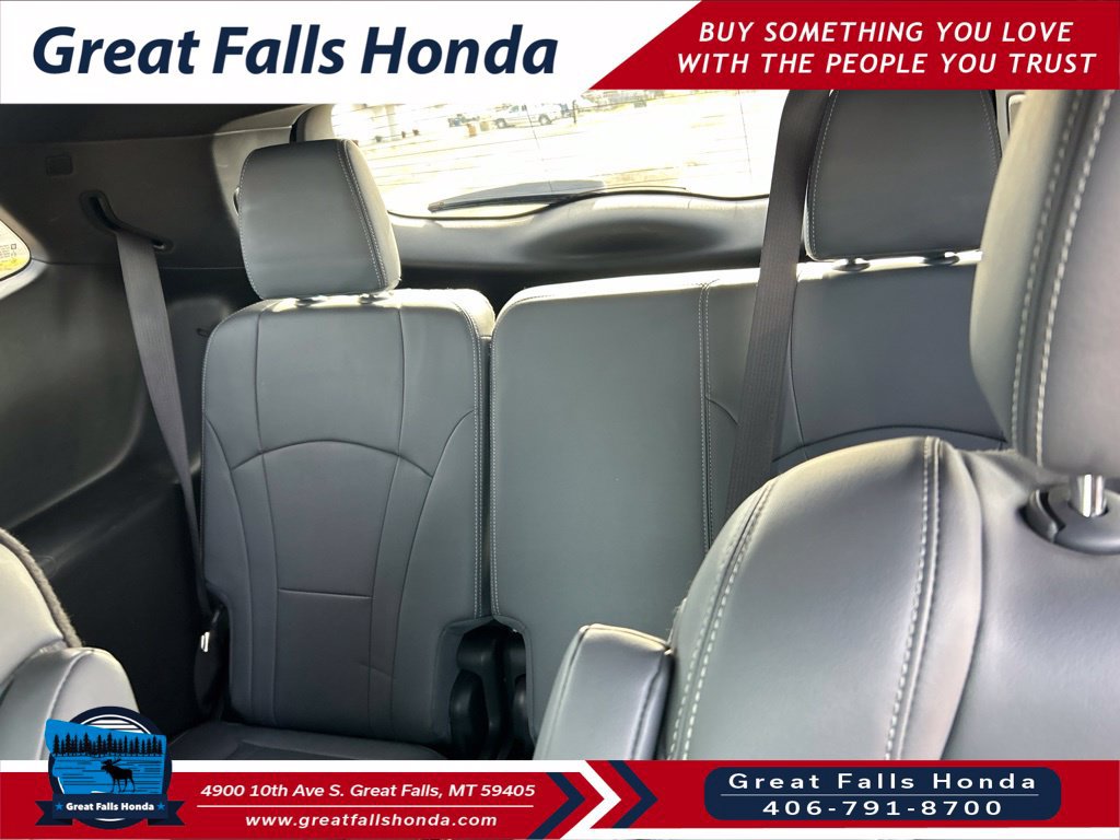 Used 2023 Buick Enclave Premium w/ Experience Buick Package AWD/4WD image 24