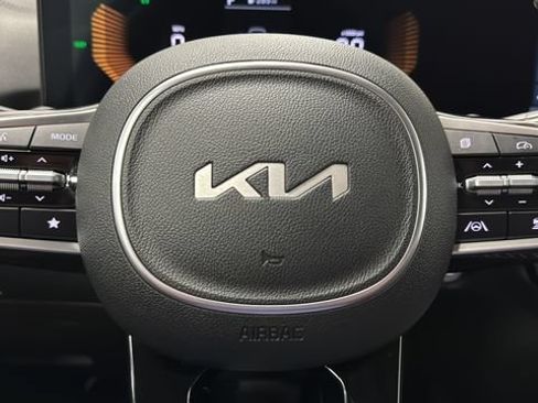 Used 2025 Kia Sorento EX w/ EX Panoramic Sunroof Package AWD/4WD image 16