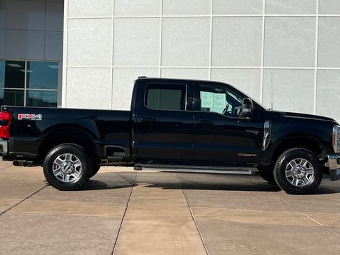 Used 2023 Ford F250 Lariat w/ FX4 Off-Road Package image 3