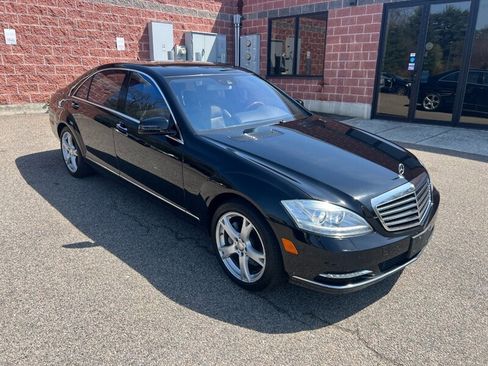 Used 2013 Mercedes-Benz S 550 4MATIC image 7