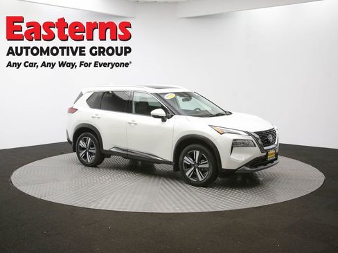 Used 2022 Nissan Rogue SL w/ SL Premium Package image 49