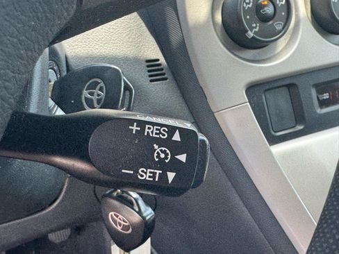 Used 2012 Toyota Matrix L w/ L Sport Pkg FWD image 33