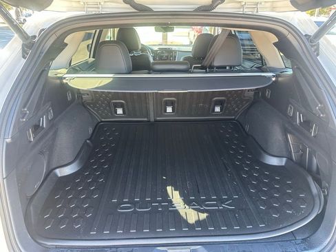 Used 2025 Subaru Outback Touring w/ Popular Package #2 image 7