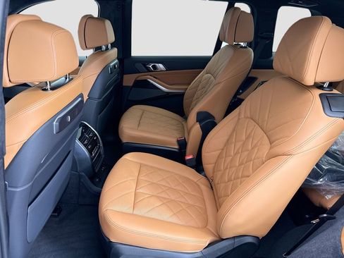 New 2026 BMW X7 xDrive40i w/ M Sport Package AWD/4WD image 20