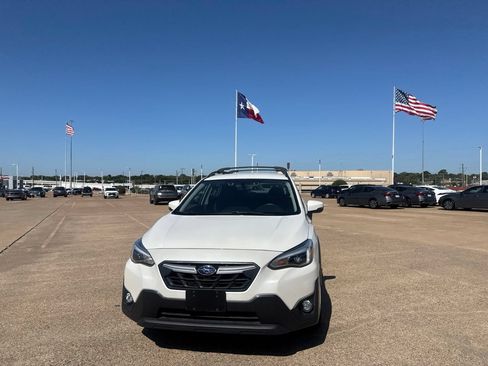 Used 2023 Subaru Crosstrek 2.5i Limited AWD/4WD image 5