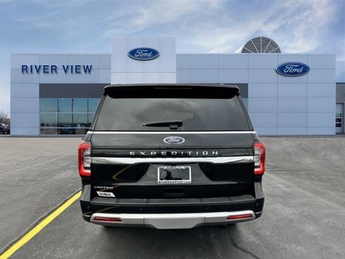 Certified 2022 Ford Expedition Limited image 5