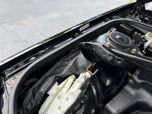 Used 1989 Toyota MR2 Supercharged RWD image 35