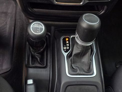Used 2023 Jeep Wrangler Sport AWD/4WD image 24