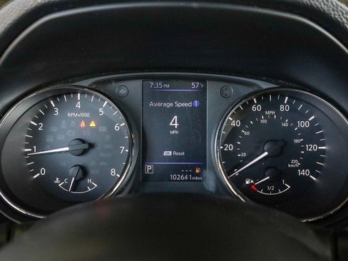 Used 2018 Nissan Rogue SV image 21