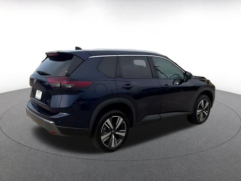 Used 2026 Nissan Rogue SL FWD image 14