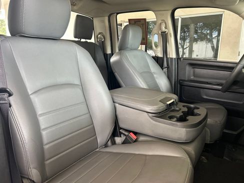 Used 2019 RAM 1500 Express RWD image 26