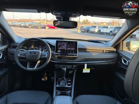 New 2026 Jeep Compass Latitude AWD/4WD image 11