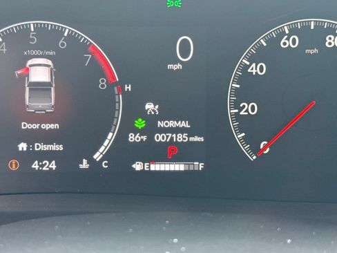 Used 2025 Honda Ridgeline Black Edition image 8