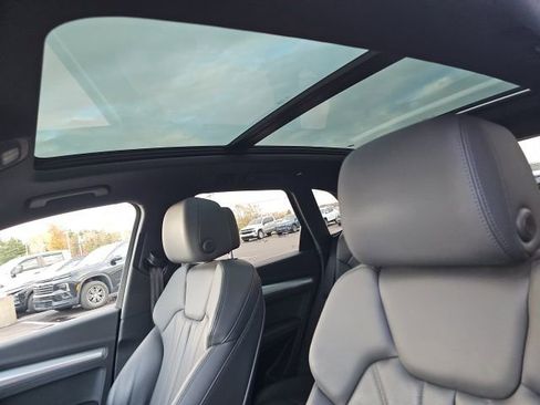 Used 2020 Audi Q5 2.0T Titanium Premium Plus image 22