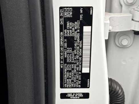 Used 2021 Volvo XC60 T5 Momentum w/ Premium Package image 12