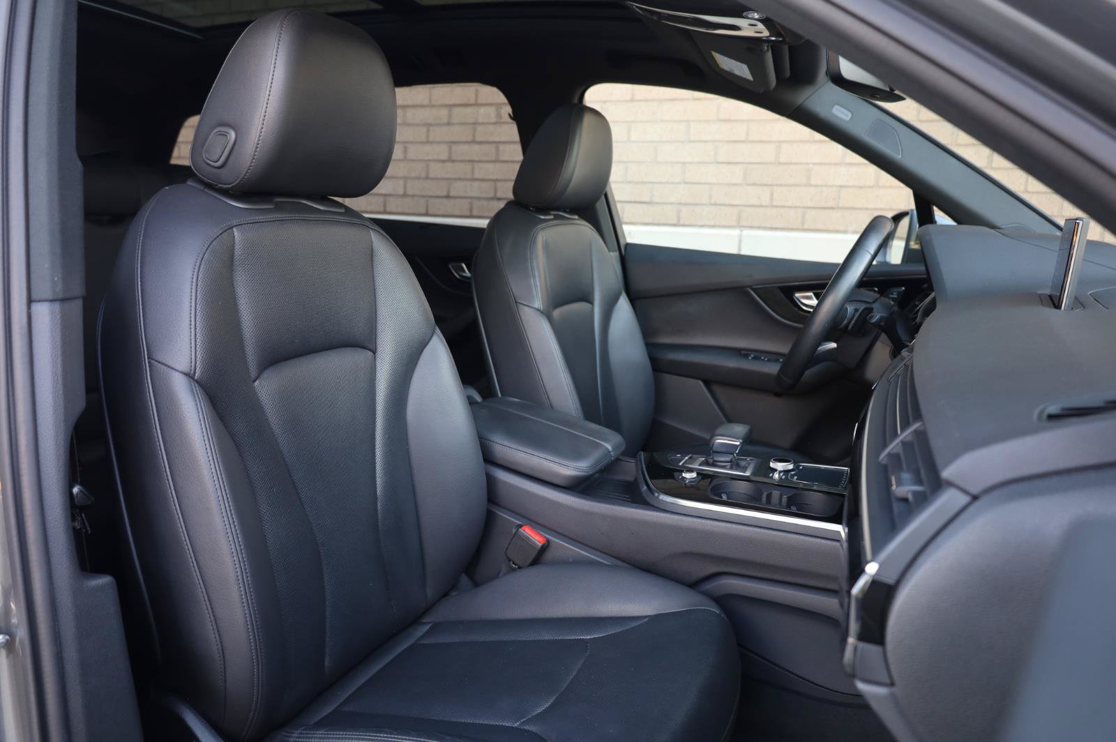 Used 2018 Audi Q7 3.0T Prestige AWD/4WD image 37