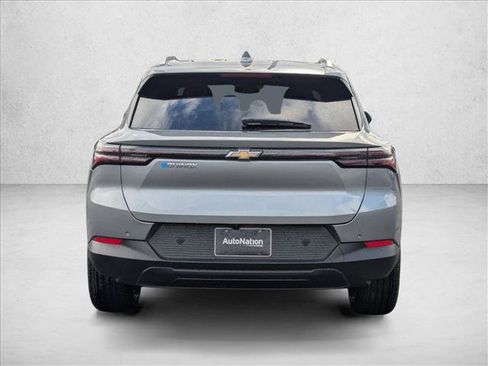 New 2026 Chevrolet Equinox EV LT image 8