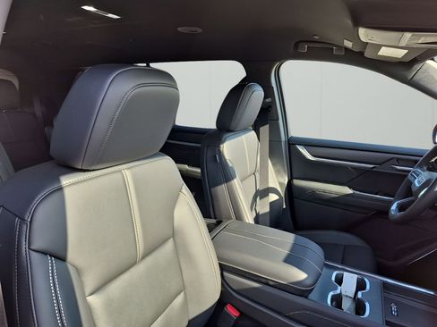 New 2026 GMC Acadia Elevation w/ Black Edition image 15