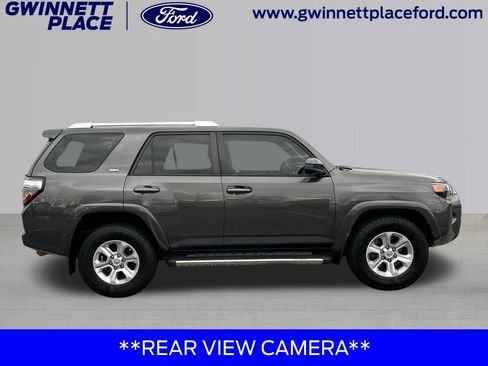 Used 2017 Toyota 4Runner SR5 image 4