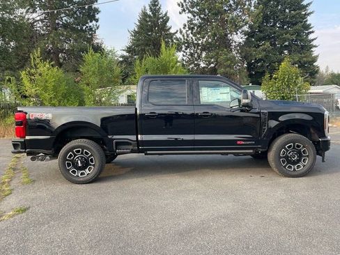 New 2025 Ford F350 4x4 Crew Cab Super Duty image 10