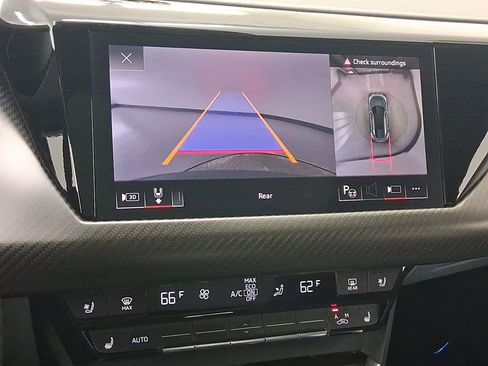 Used 2022 Audi e-tron GT Prestige image 24