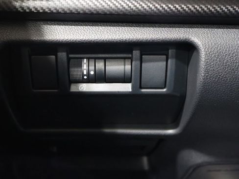 Used 2024 Subaru Crosstrek 2.0i image 30