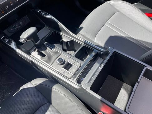 New 2026 Kia Sorento S AWD/4WD image 9