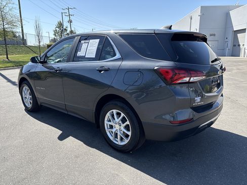 Used 2023 Chevrolet Equinox LT image 7