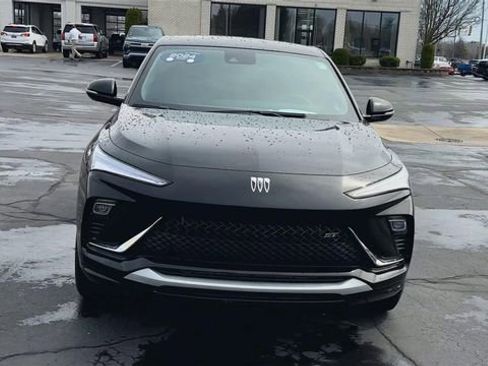 Used 2024 Buick Envista Sport Touring w/ Convenience I Package image 3