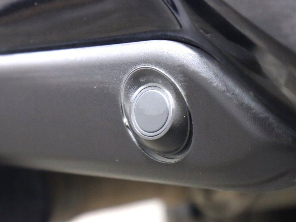 Used 2021 RAM 1500 Laramie AWD/4WD image 40