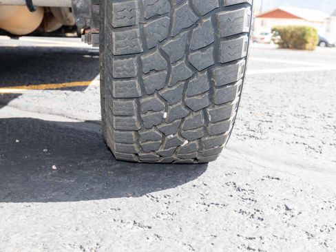 Used 2005 Dodge Ram 2500 Truck ST w/ Trailer Tow Group image 28