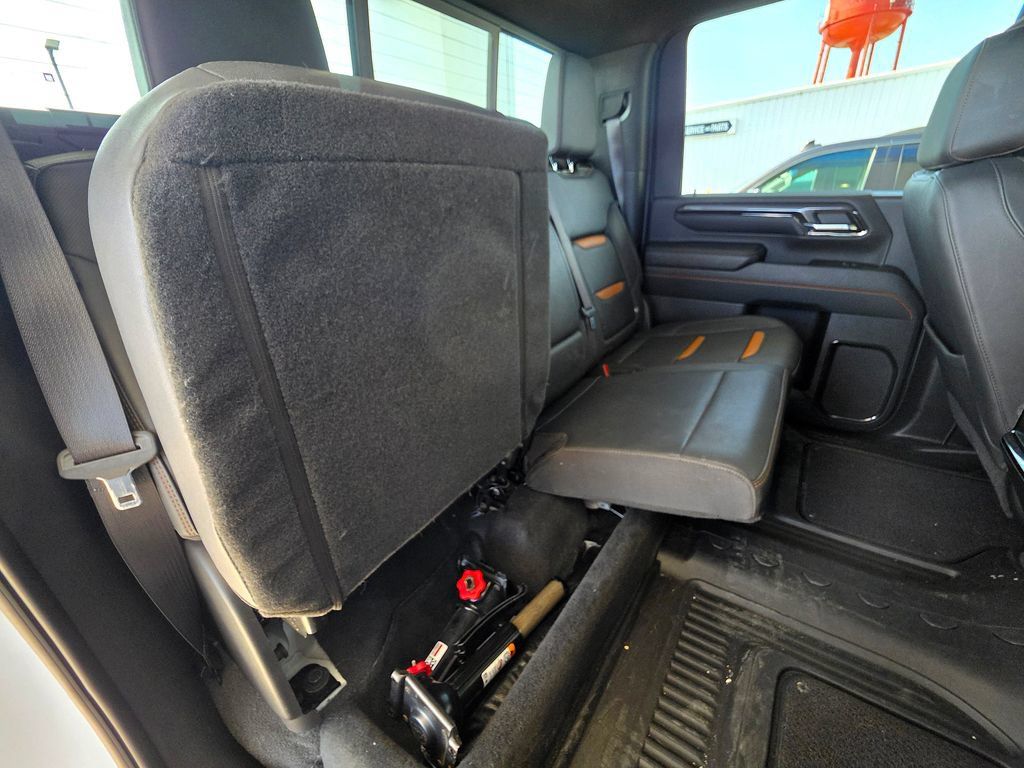 Used 2024 GMC Sierra 2500 AT4 w/ AT4 Premium Plus Package AWD/4WD image 89