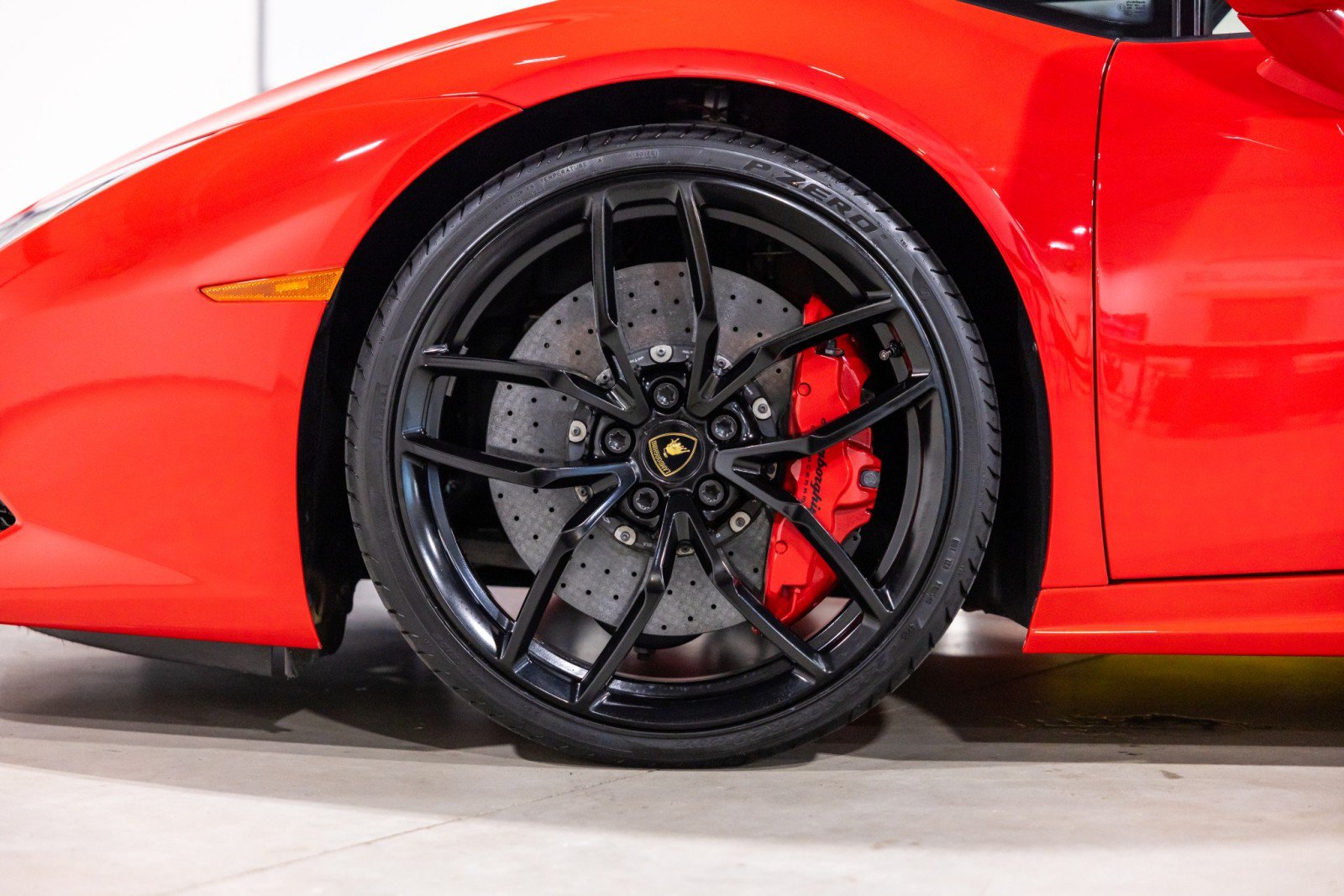 Used 2015 Lamborghini Huracan LP 610-4 AWD/4WD image 19