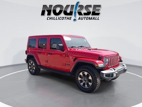 Used 2018 Jeep Wrangler Unlimited Sahara image 2