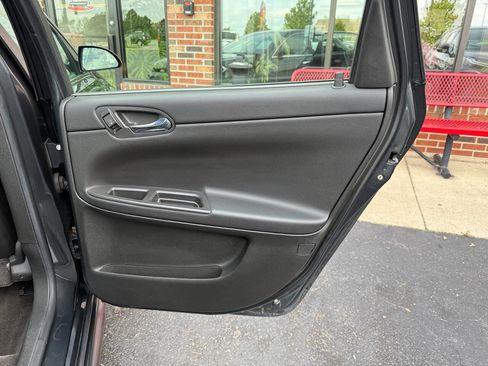 Used 2014 Chevrolet Impala LTZ FWD image 22