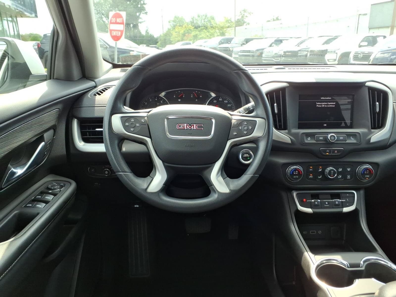 Certified 2024 GMC Terrain SLE w/ Driver Convenience Package FWD image 13