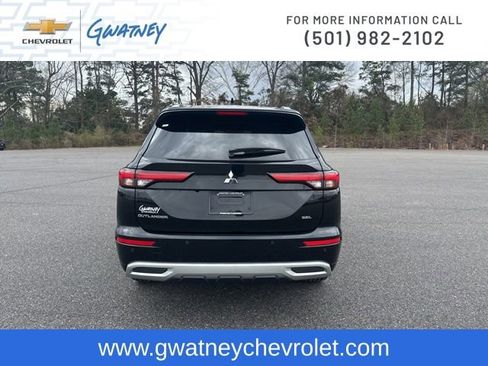 Used 2022 Mitsubishi Outlander SEL image 6